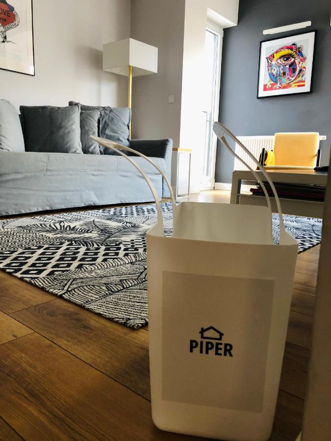 Piper Zajezdnia White Apartment