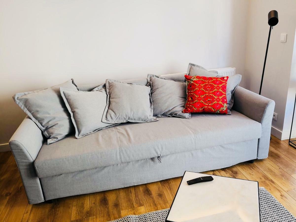 Piper Zajezdnia White Apartment